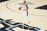 文班今年季后赛已得372分 创NBA中锋首次季后赛之旅新纪录