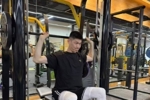 已经练上了！胡金秋社媒晒训练照：补充能量